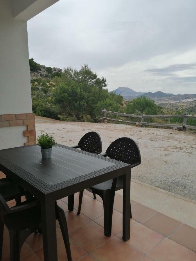La Solana De Turon. El Pino Vendégház Ardales Kültér fotó